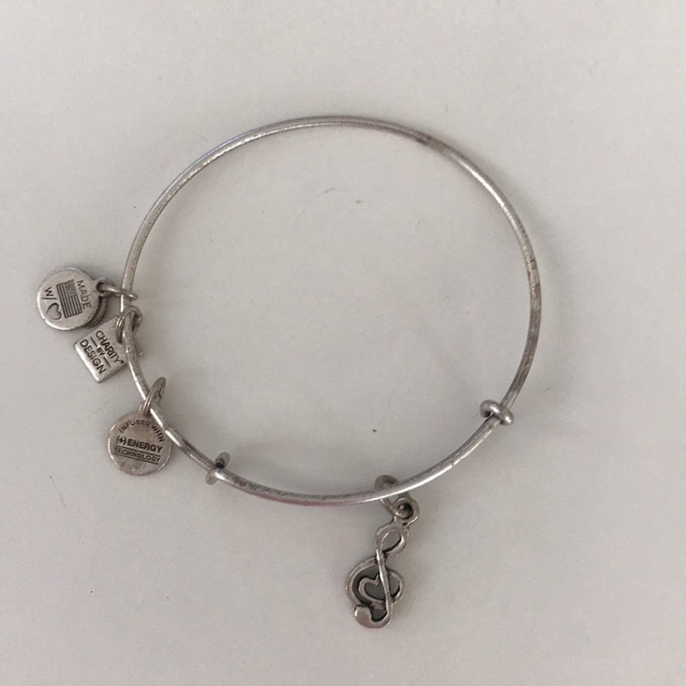 Alex and Ani Treble Clef bracelet